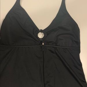 Halter tanking top